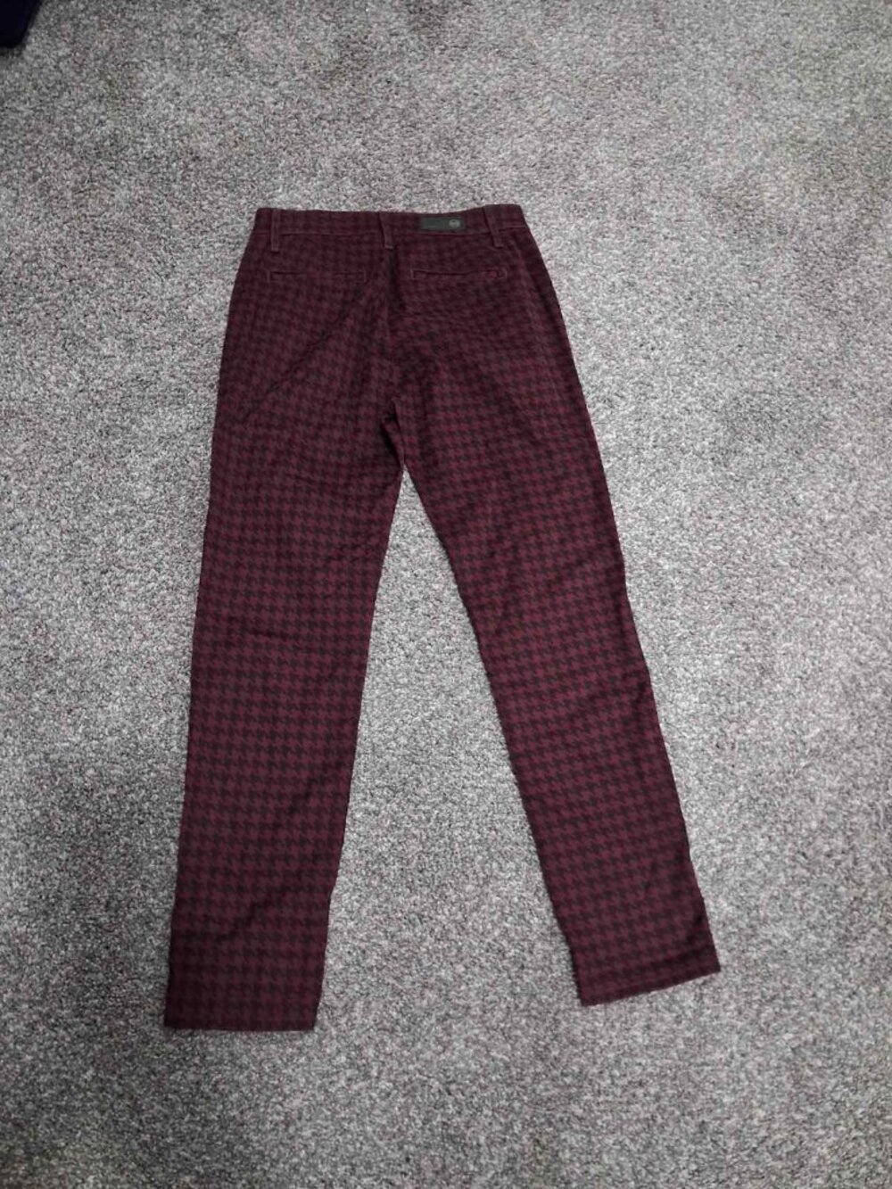 AG Adriano Goldschmied Caden Tailored Trousers Burgundy & Black Houndstooth 25R - Picture 3 of 3
